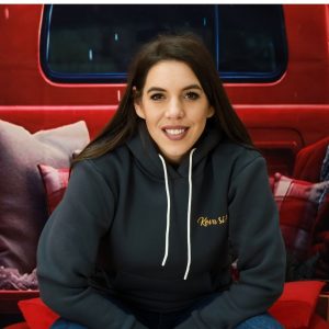 Sivi duks sa kapuljačom